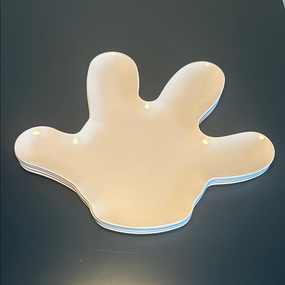 Mickey Mouse Cream Hand-Shaped Plate